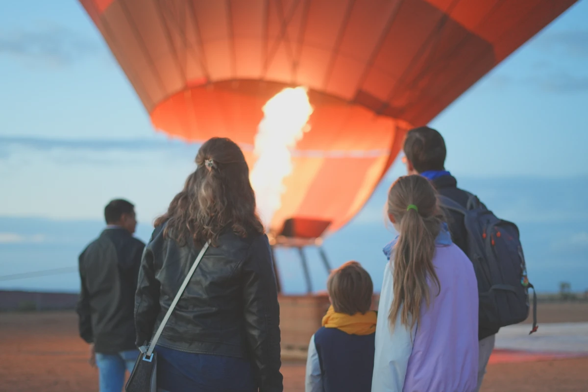 Couple smiling during Marrakech hot air ballooning experience